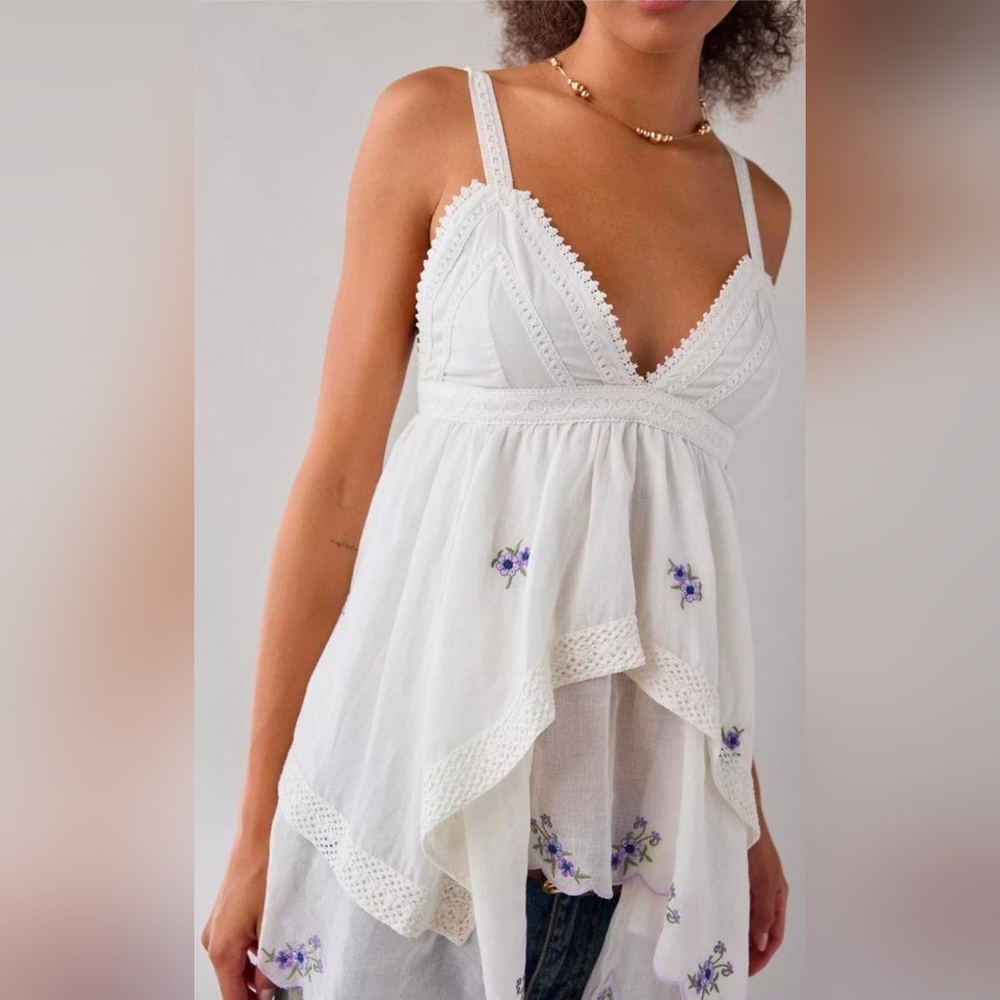 Kimchi Blue Song For Love Tiered Babydoll Floral Tunic Tank - Picture 7 of 8